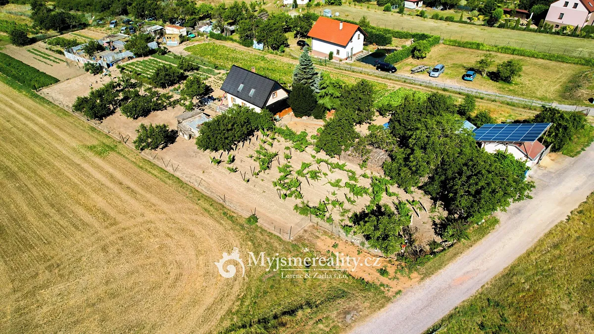 Prodej zahrady 1132 m²